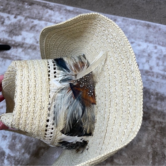 Western straw hat with bird feather brimmed cowgirl hat western wear cowgirl - Picture 5 of 6